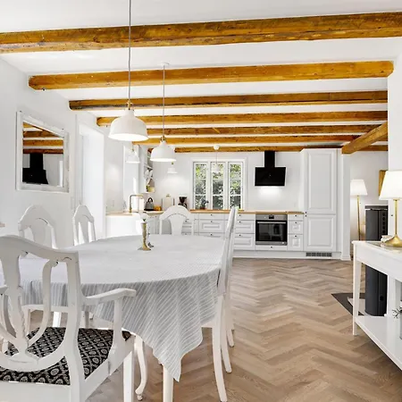 Karmen - 100m From The Sea By Interhome Hébergement de vacances